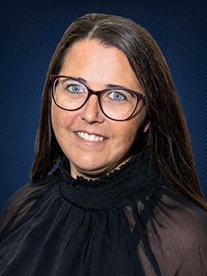 贝奇·Rathfon headshot